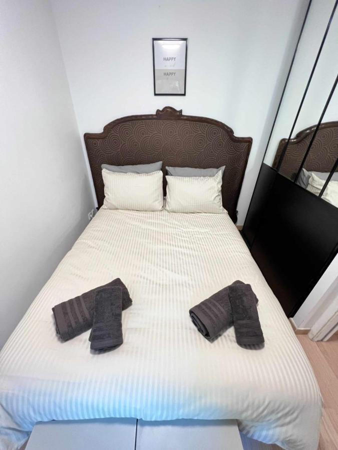Very Quiet Apartment With Balcony Saint-Denis  Kültér fotó